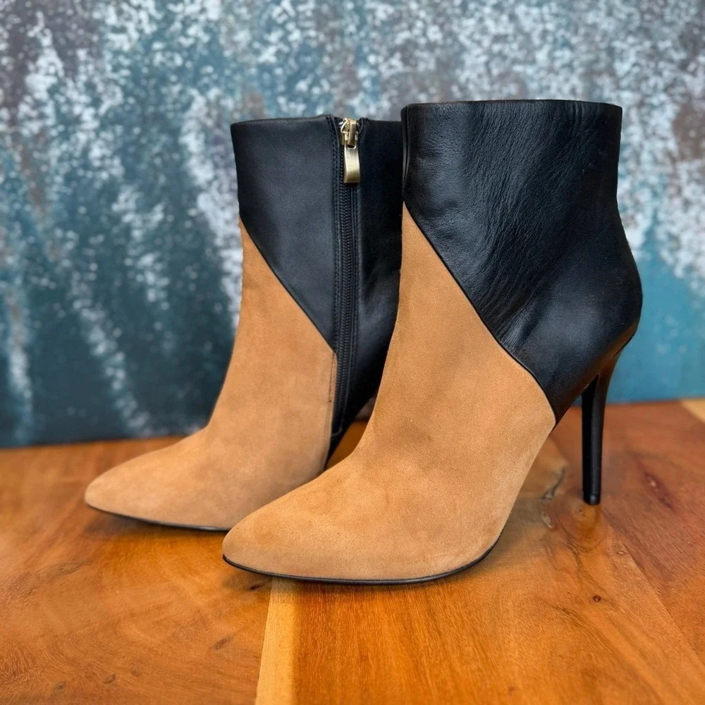 Charles by Charles David Minimalist Suede/Leather Boots – Camel & Black: EUC
